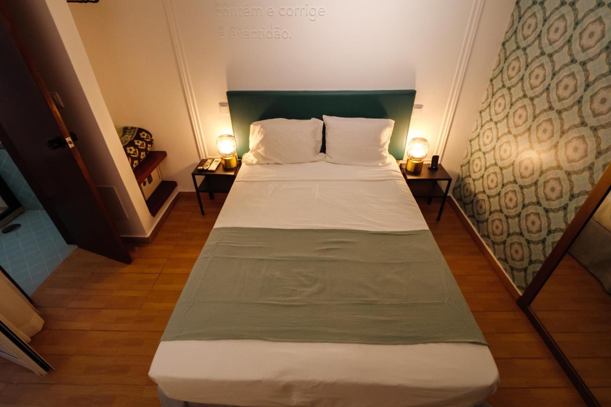 Local House Lisbon Hotel Phòng bức ảnh